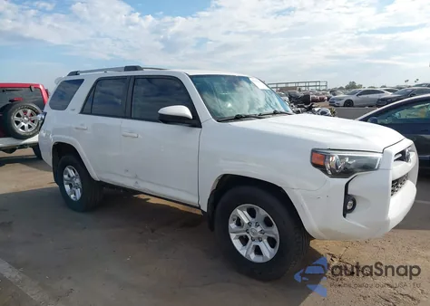 2021 Toyota 4Runner Sr5 из США, поврежденный, VIN JTEEU5JR0M5238617